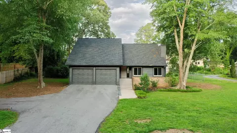 913 Berkeley Dr, Clemson, SC 29631