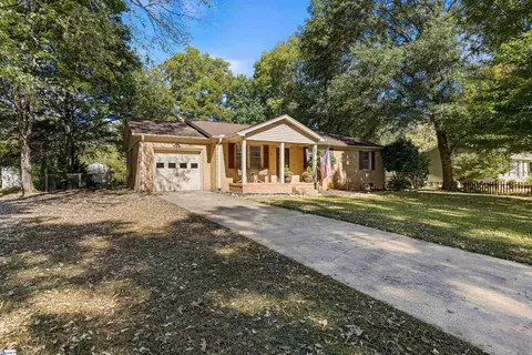 509 Mapleton Dr, Greenville, SC 29607 photo 2