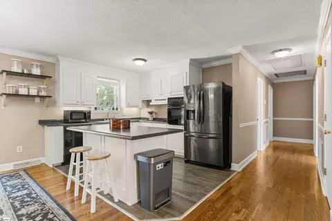 509 Mapleton Dr, Greenville, SC 29607 photo 9