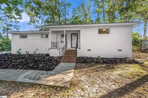 306 Seminole Dr, Simpsonville, SC 29680