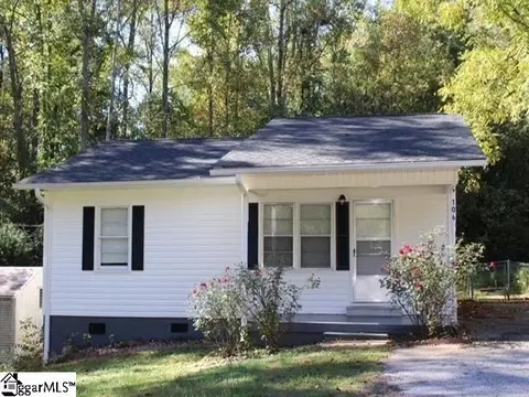 108 Lynwood Dr, Duncan, SC 29334