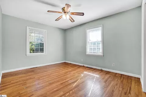 Bedroom - 104 Mitchell St, Laurens, SC 29360 photo 7 of 8