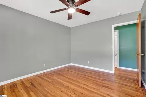 Bedroom - 104 Mitchell St, Laurens, SC 29360 photo 2 of 8
