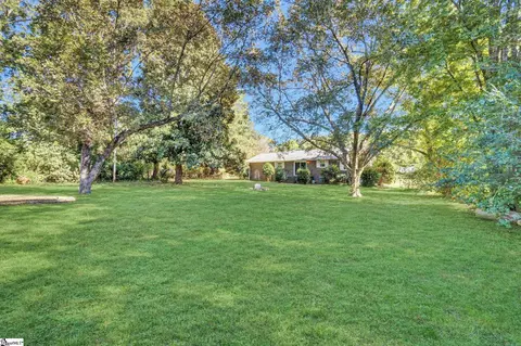 Exterior - 104 Mitchell St, Laurens, SC 29360 photo 12 of 12