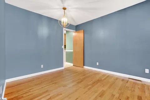 Bedroom - 104 Mitchell St, Laurens, SC 29360 photo 1 of 8