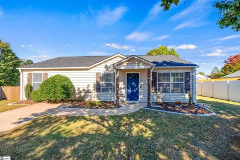 102 White Tail Ct, Greenville, SC 29607