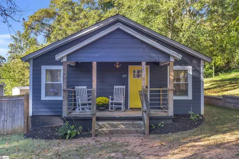 107 Berkley Ave, Greenville, SC 29609