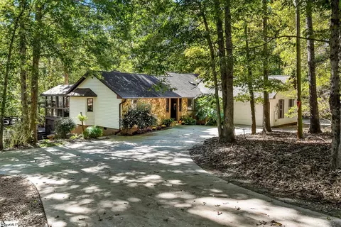 28 Quail Dr, Salem, SC 29676