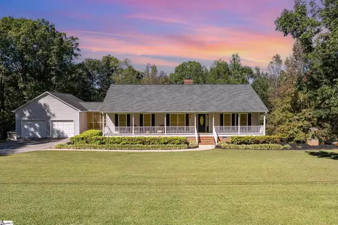 110 Buck Ridge Dr, Chesnee, SC 29323