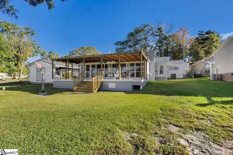 235 Cedar Hill Ln, Waterloo, SC 29384