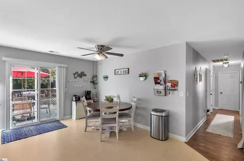 109 Bragg Dr, Williamston, SC 29697 photo 13
