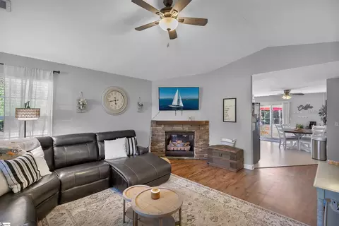 109 Bragg Dr, Williamston, SC 29697 photo 7