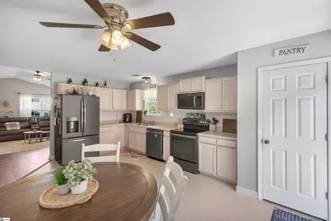 109 Bragg Dr, Williamston, SC 29697 photo 16