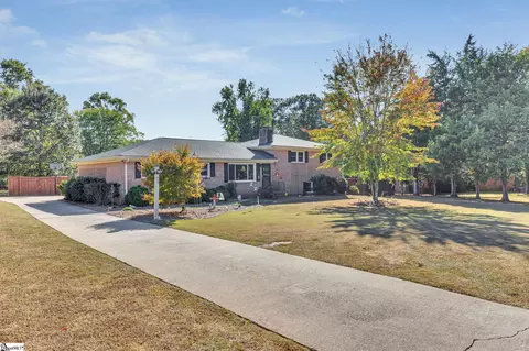 146 Stokes Rd, Simpsonville, SC 29681