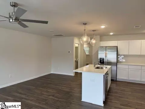 301 Stonyway Ln, Easley, SC 29640 photo 5