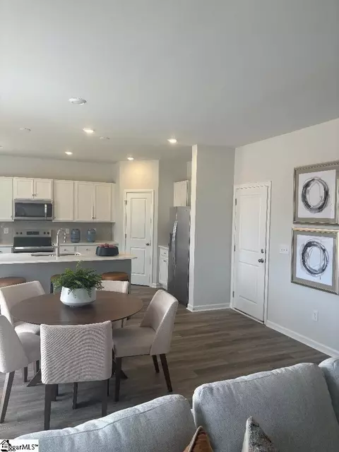 Entry Way - 109 Cedar Shoals Ct, Easley, SC 29640 photo 2 of 2