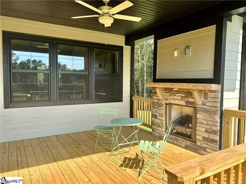 Exterior - 141 Shale Dr, Central, SC 29630 photo 3 of 3