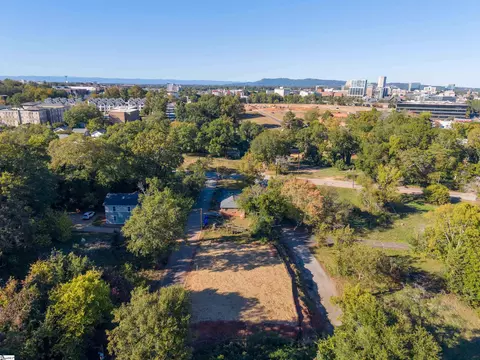 11 Urban St, Greenville, SC 29605