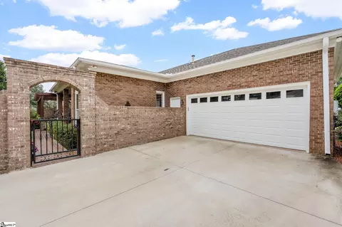 Exterior - 246 Preston Dr, Moore, SC 29369 photo 10 of 12