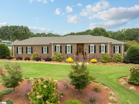 246 Preston Dr, Moore, SC 29369