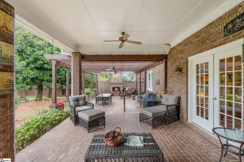 Exterior - 246 Preston Dr, Moore, SC 29369 photo 6 of 12