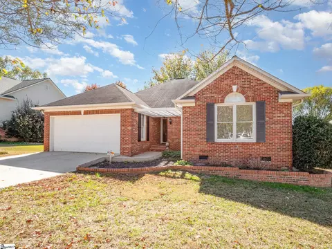 13 Arbordale Ln, Simpsonville, SC 29680
