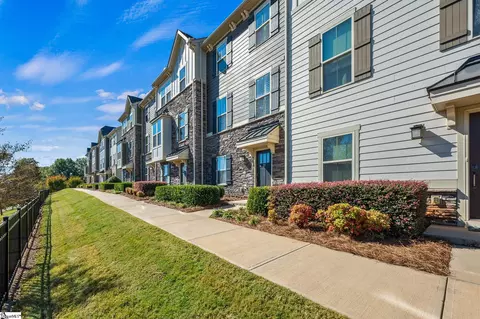 35 Itasca Dr, Greenville, SC 29609
