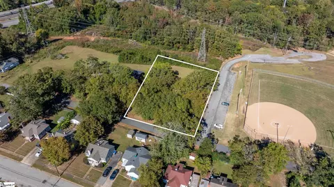 374 E Boundary Dr, Spartanburg, SC 29303