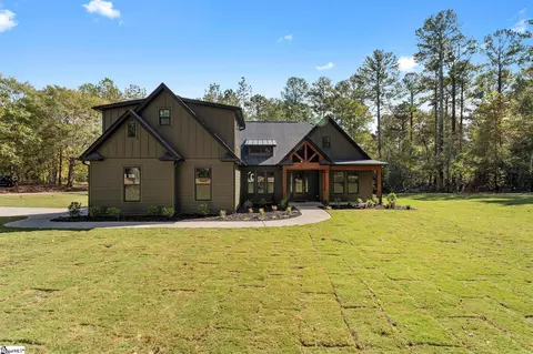 1002 Princeton Rd, Williamston, SC 29697