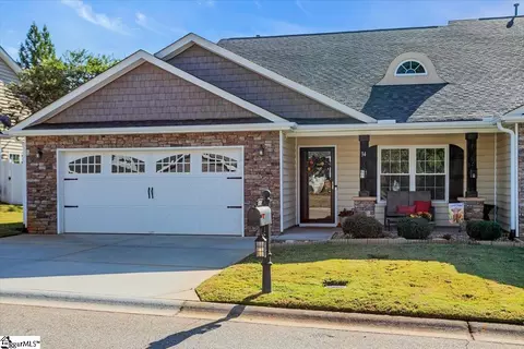 34 Hillsborough Dr, Anderson, SC 29621