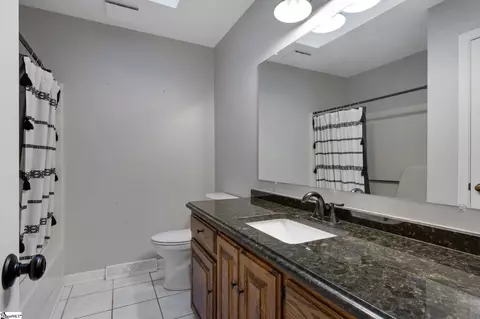 Bath - 145 Commodore Dr, Duncan, SC 29334 photo 1 of 2