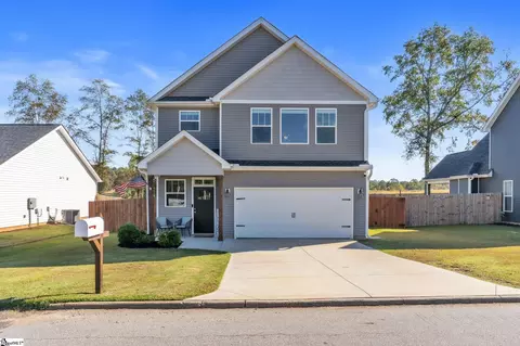 111 Sherwood Rd, Easley, SC 29640