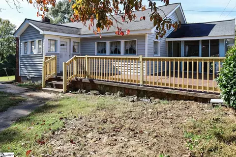 Exterior - 820 Gaines St, Central, SC 29630 photo 2 of 10