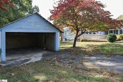 Exterior - 820 Gaines St, Central, SC 29630 photo 4 of 10