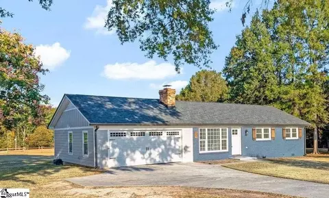 907 Highway 14, Simpsonville, SC 29681