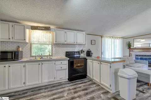 120 Lee Cir, Greer, SC 29650 photo 7