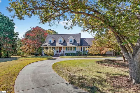 711 E Suber Rd, Greer, SC 29650