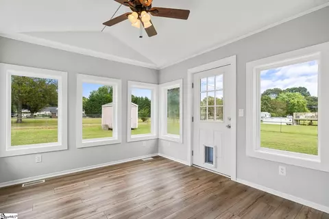 118 G St, Williamston, SC 29697 photo 9