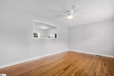 118 G St, Williamston, SC 29697 photo 2