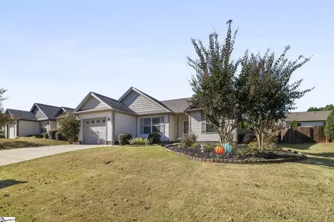 621 Chartwell Dr, Greer, SC 29650 photo 3