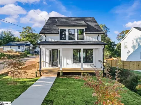 339 Gower St, Greenville, SC 29611