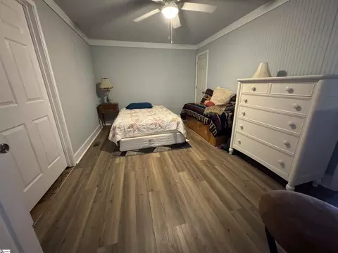 Bedroom - 284 River Rd, Westminster, SC 29693 photo 2 of 4