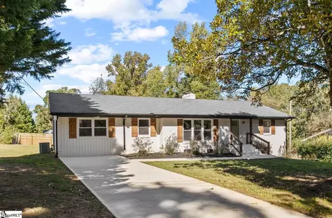 209 Endless Dr, Greer, SC 29651