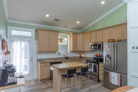 Kitchen - 632 Chartwell Dr, Greer, SC 29650 photo 1 of 1
