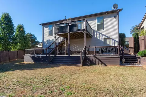 Exterior - 632 Chartwell Dr, Greer, SC 29650 photo 10 of 12