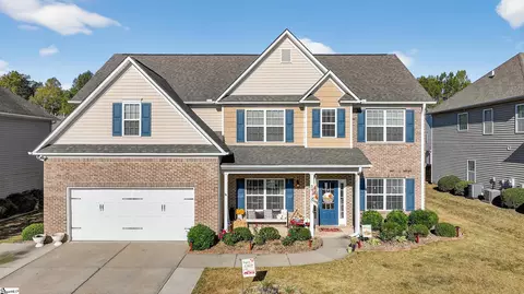 26 Valley Bluff Ln, Simpsonville, SC 29680