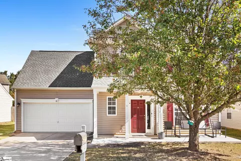 Exterior - 8 Sunfield Ct, Greer, SC 29650 photo 2 of 5