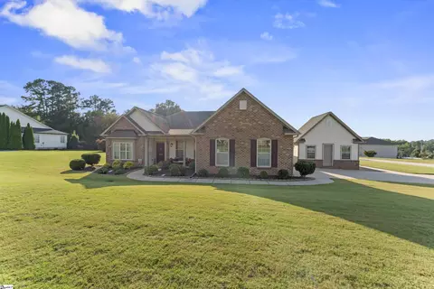 1003 Hillcrest Ct, Anderson, SC 29621