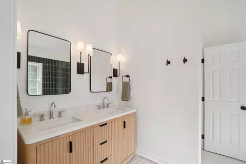 Bath - 1025 Highland View Ln, Mill Spring, NC 28756 photo 3 of 4