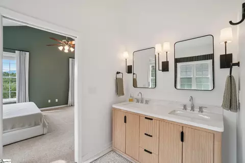 Bath - 1025 Highland View Ln, Mill Spring, NC 28756 photo 1 of 4